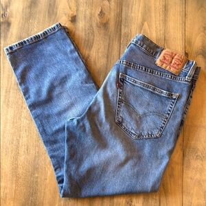 Levi’s 541 Athletic Taper Jeans
